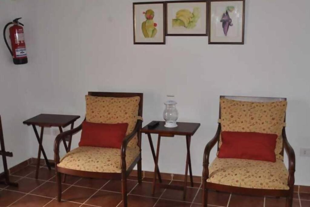 Casa Rural De 1945 Dos Plantas Patio Y Barbacoa Frontera Ngoại thất bức ảnh